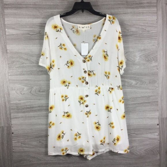 HIATUS FLORAL BUTTON DOWN ROMPER - Picture 2 of 5